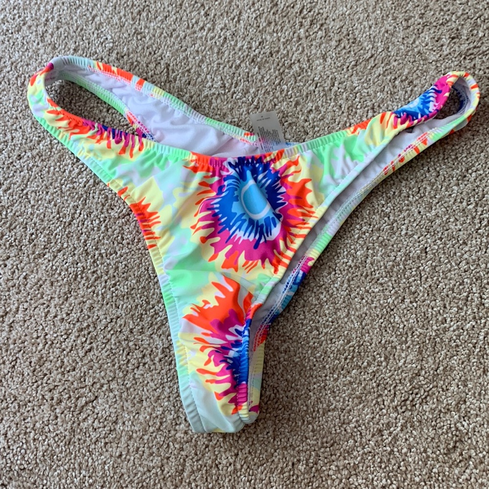 Bikini bottoms. Hi cut